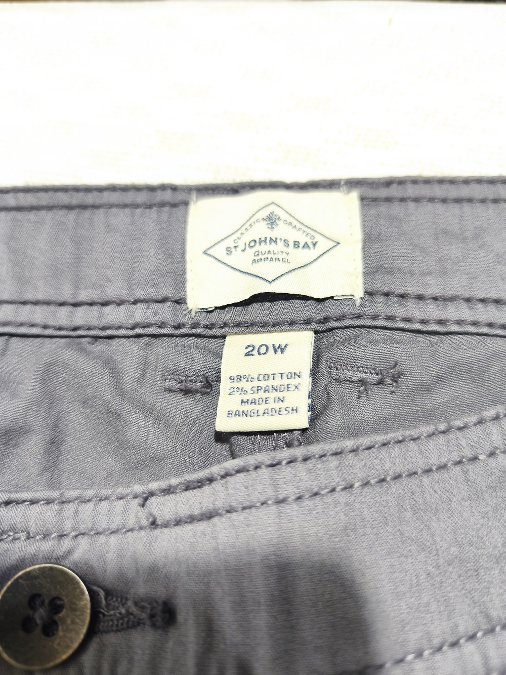 St. John's Bay Gray Wide-Leg Cargo Pants  E1(21) - Picture 2 of 9